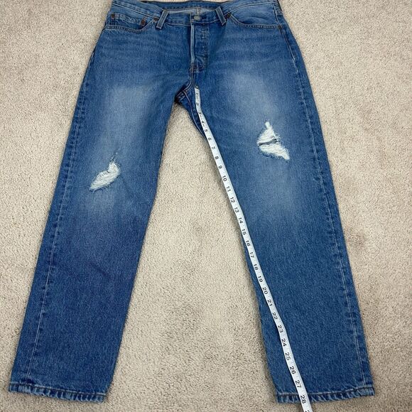 Levi's 501 Jeans Mens 31 x 32 Blue Button Fly Original Fit Straight Medium Wash - Picture 13 of 16